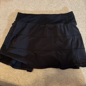 Size 4 lululemon pace rival skirt